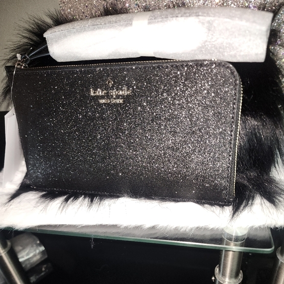 kate spade Handbags - Kate Spade Black Glitter wristlet